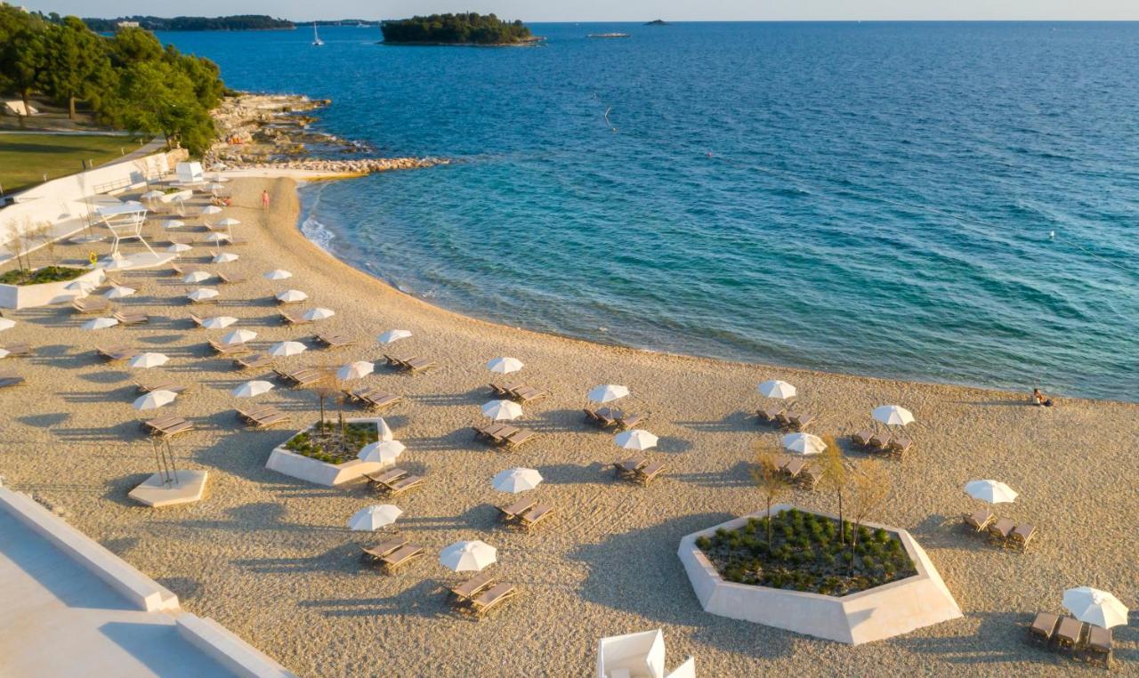 Maistra Select Family Hotel Amarin Rovigno Esterno foto