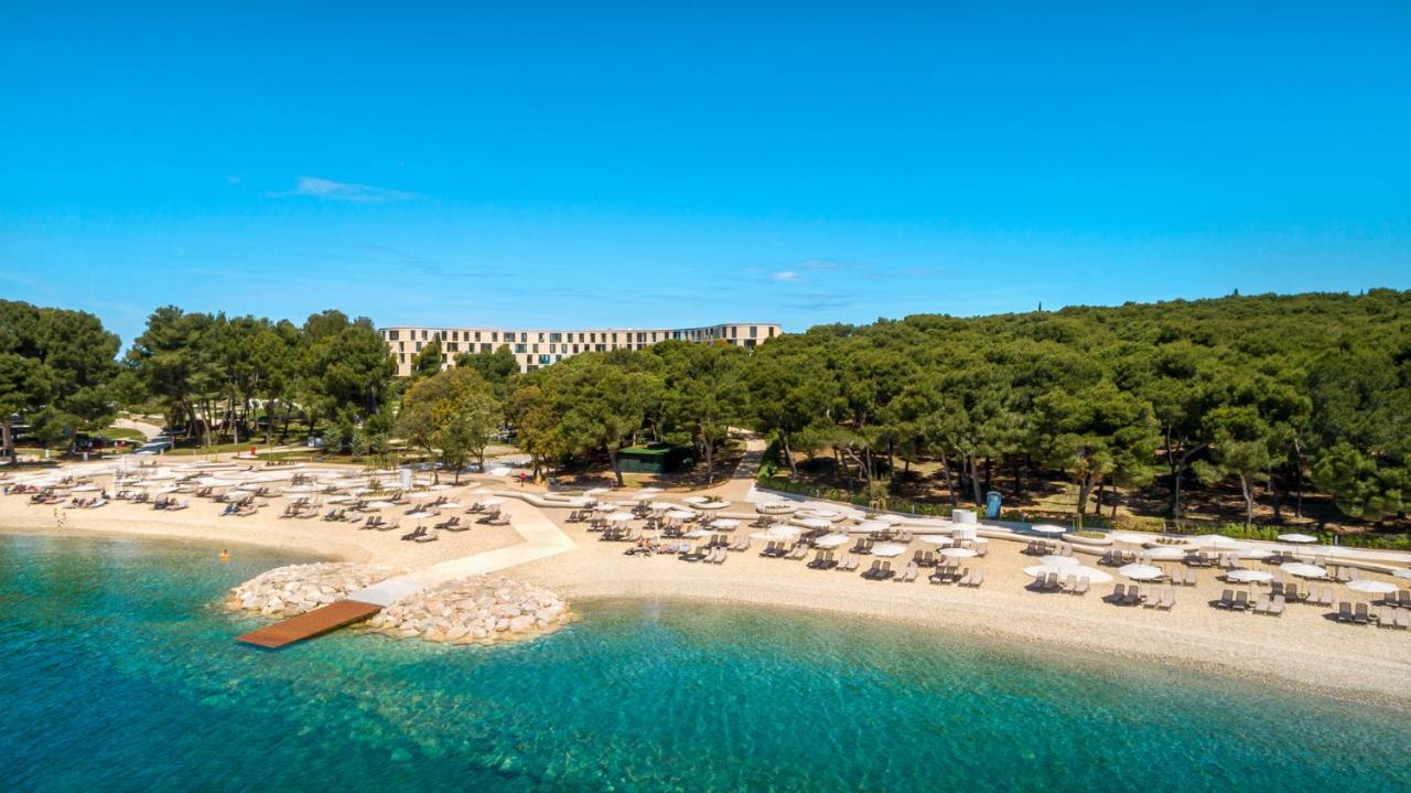 Maistra Select Family Hotel Amarin Rovigno Esterno foto