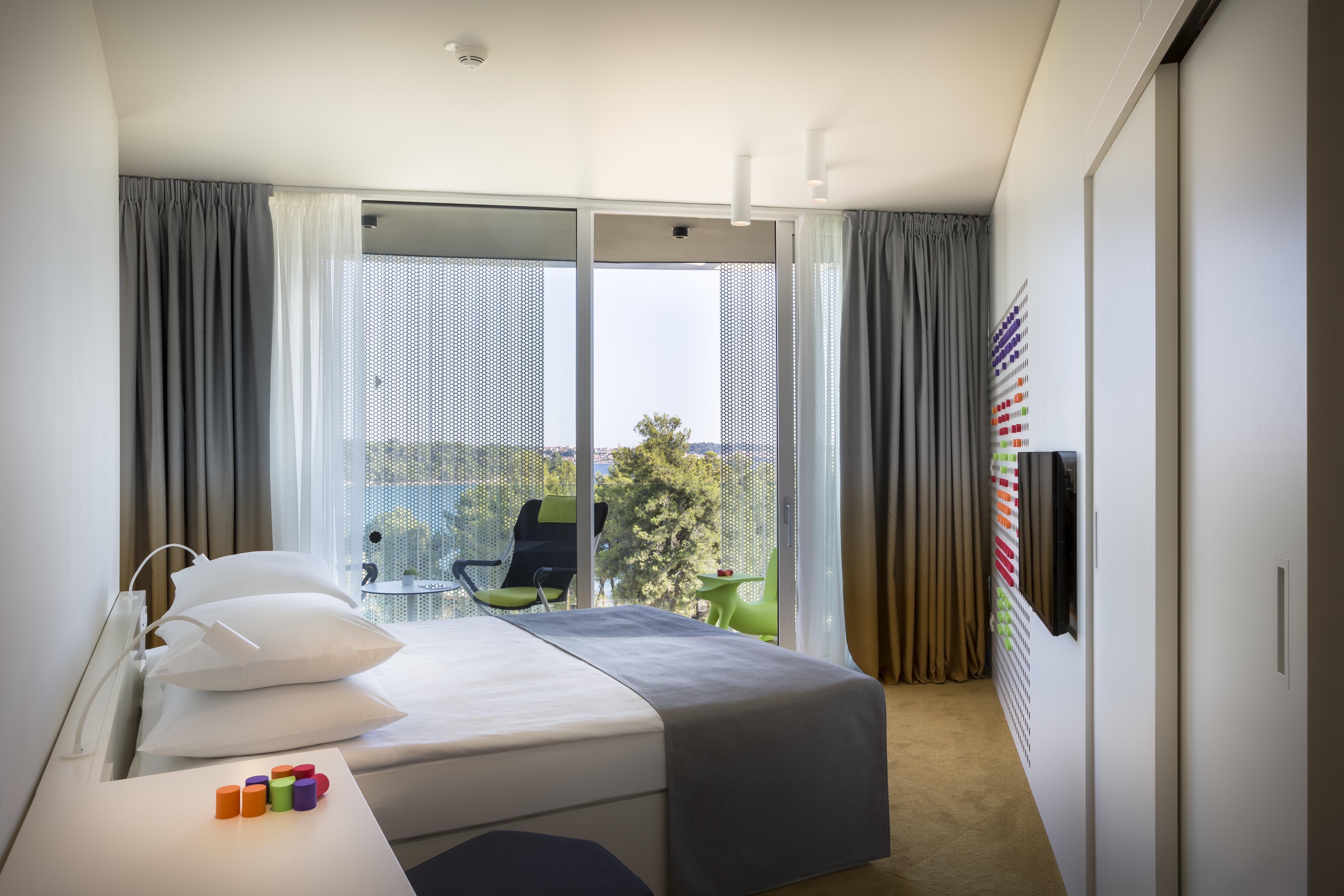 Maistra Select Family Hotel Amarin Rovigno Esterno foto