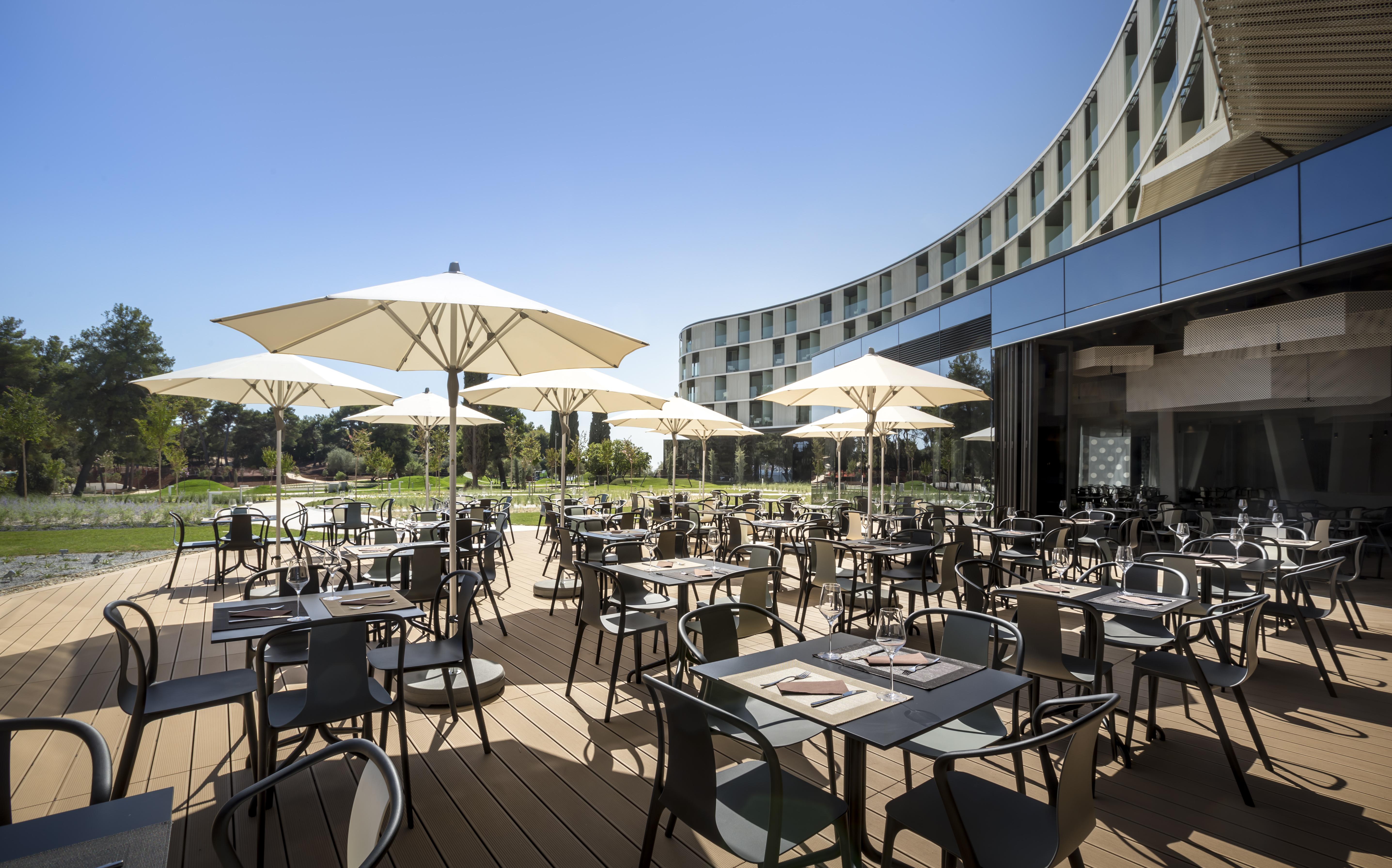 Maistra Select Family Hotel Amarin Rovigno Esterno foto