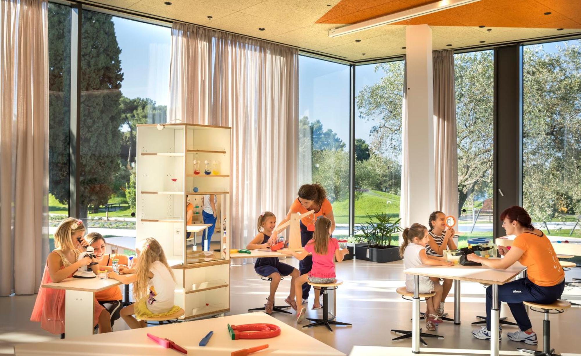 Maistra Select Family Hotel Amarin Rovigno Esterno foto