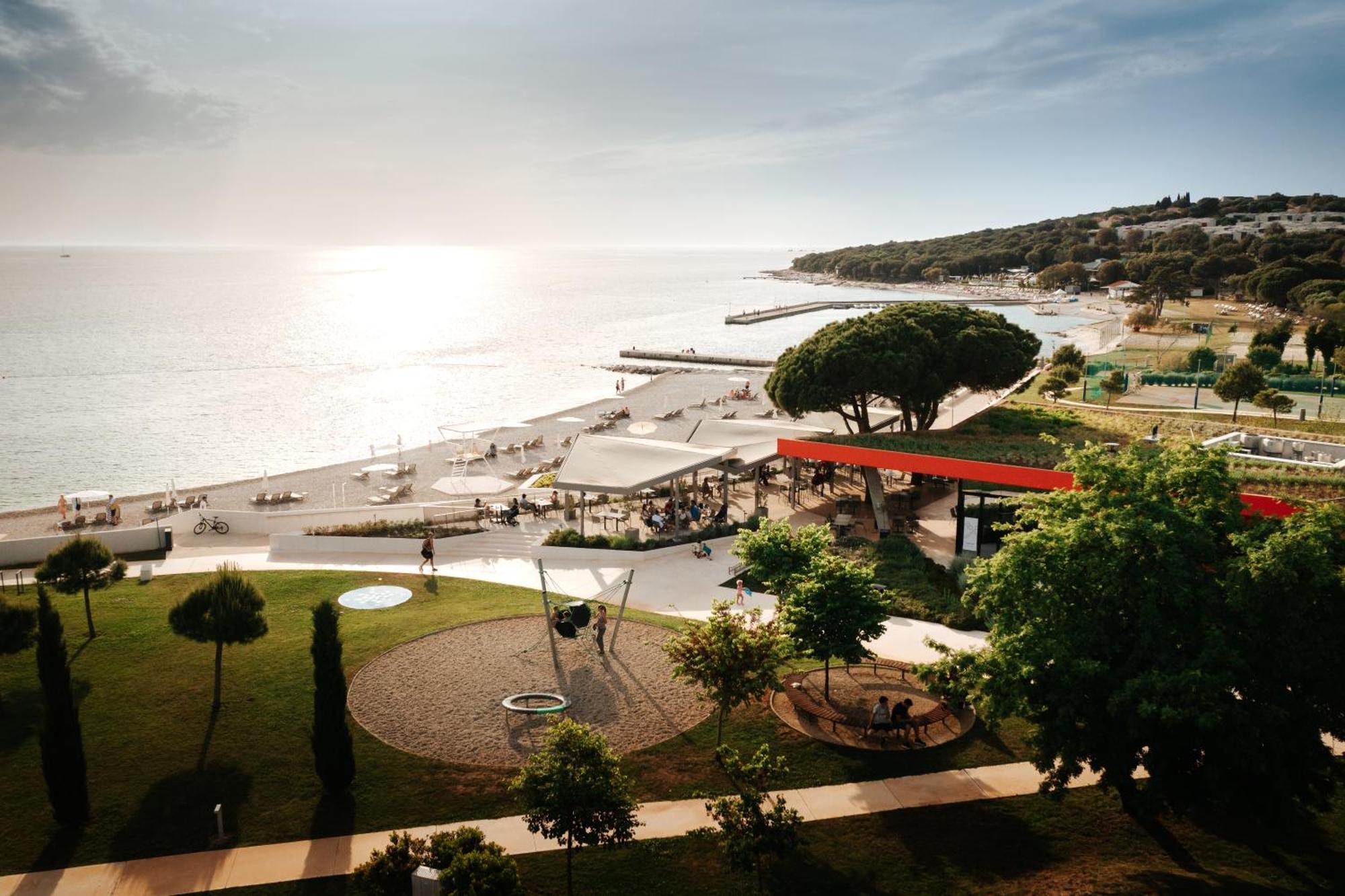 Maistra Select Family Hotel Amarin Rovigno Esterno foto