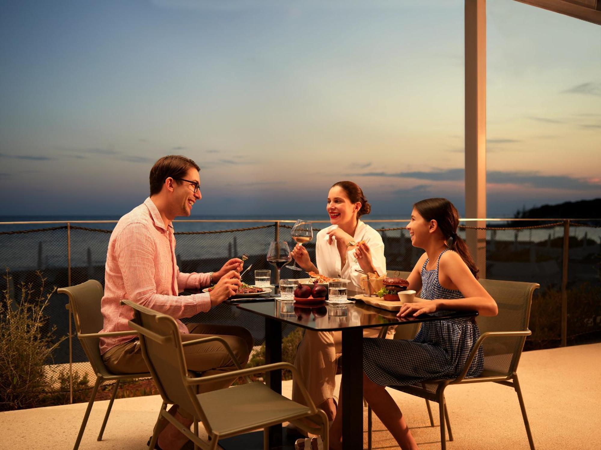 Maistra Select Family Hotel Amarin Rovigno Esterno foto