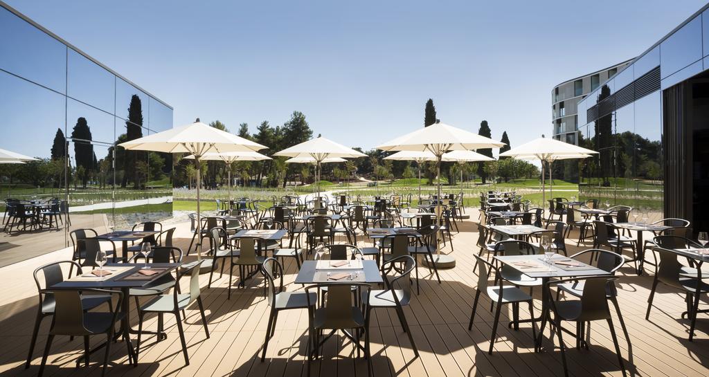 Maistra Select Family Hotel Amarin Rovigno Esterno foto